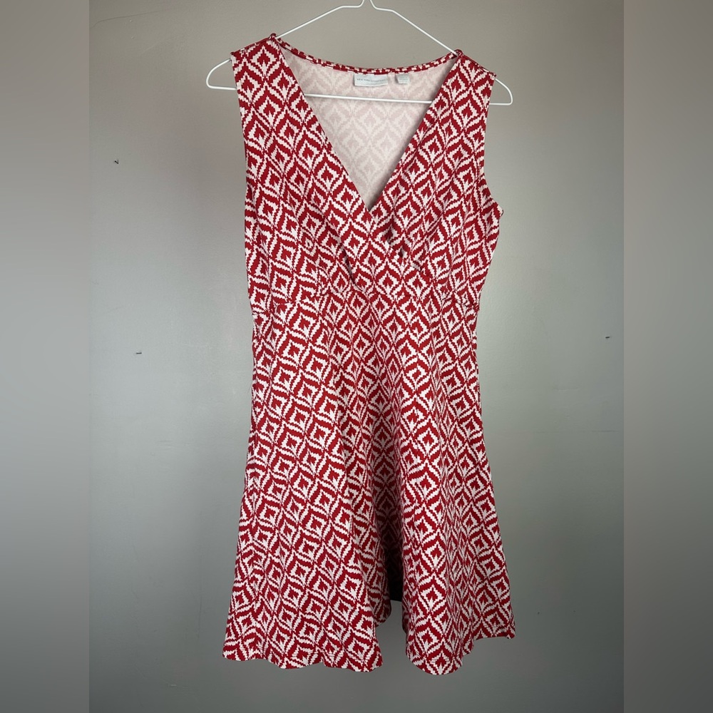 New York & Company Red and White Geometric Mini Dress